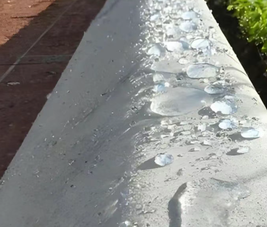 青山湖硅烷浸渍涂料在混凝土保护中的应用